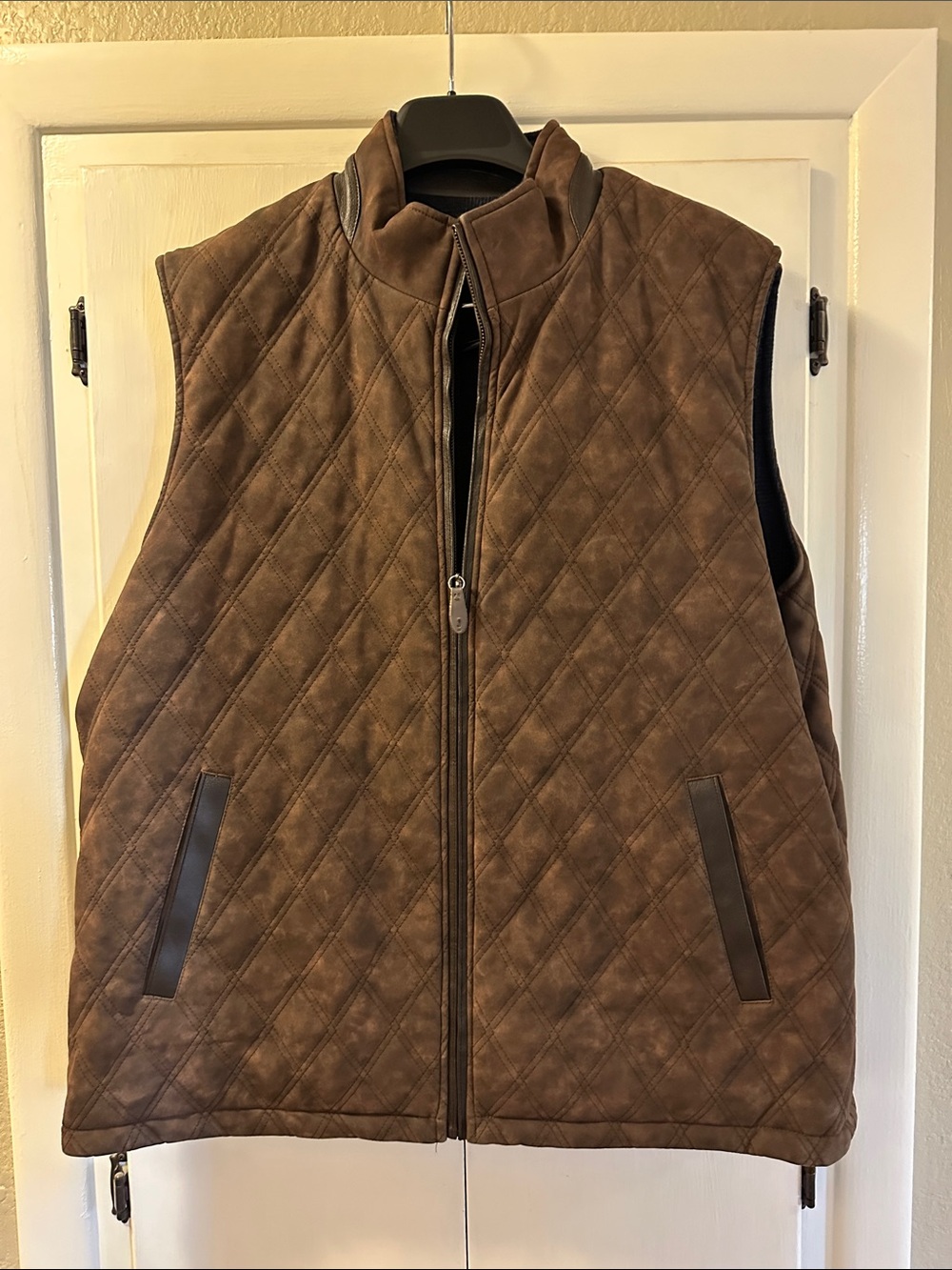 Johnston & Murphy Quilted Brown Vest with Zip Front